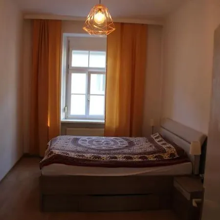 Apartamento Geraumiger-altbau Hauptbahnhof Graz