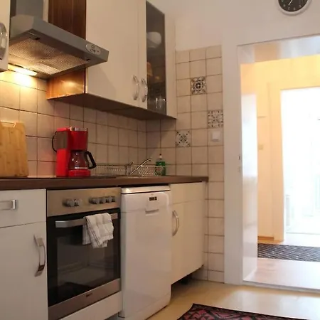 Geraumiger-altbau Hauptbahnhof * Graz