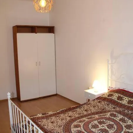 Apartamento Geraumiger-altbau Hauptbahnhof *